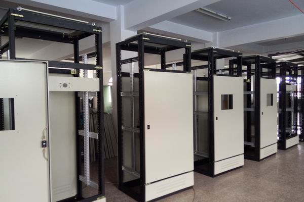 高县控制柜-3683厂家控制柜检修需要注意的